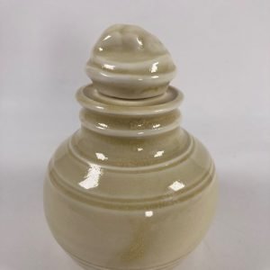 1 Royal Porcelain Rabbit Jar
